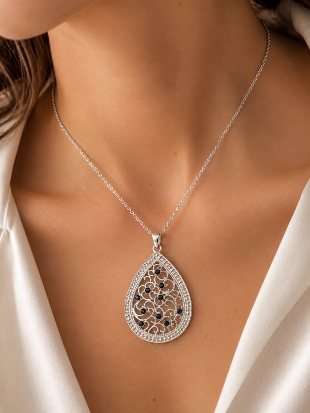 Silver Tone Teardrop Pendant Necklace Black Accents Openwork